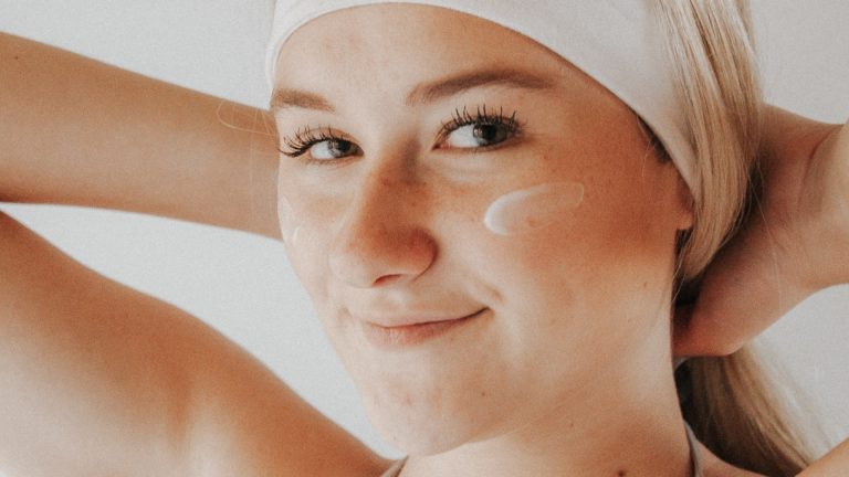 Soin du visage au CBD : une révolution pour votre peau