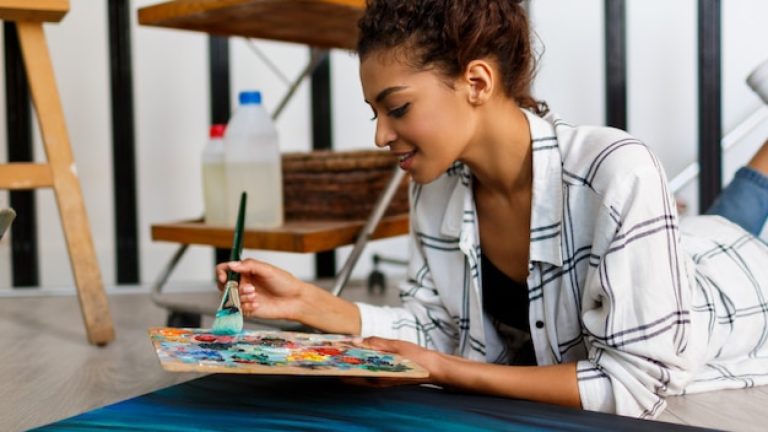 Formation en arts visuels : du talent à la réalisation de projets artistiques